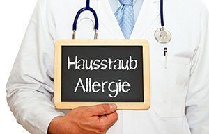 Hausstauballergie durch Milben - Niesreiz, Augenrötungen, Bindehautenzuündung, Atemnot und vieles mehr...